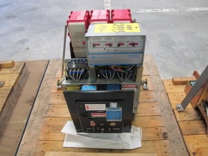 BREAKER, CIRCUIT TYPE, 50-225 AMP RATING, 3 POLE, K600S KIND. WITH SOLID STATE TRIP DEVICE SS3, LT/IT, PART NUMBER 609901T503N. . COMPLETE PART NUMBER C1525-7773-131-01(00)(01)(18)(40), PART # C1525-7773-131-01 (W-44) LOADING & HANDLING FEE $15-